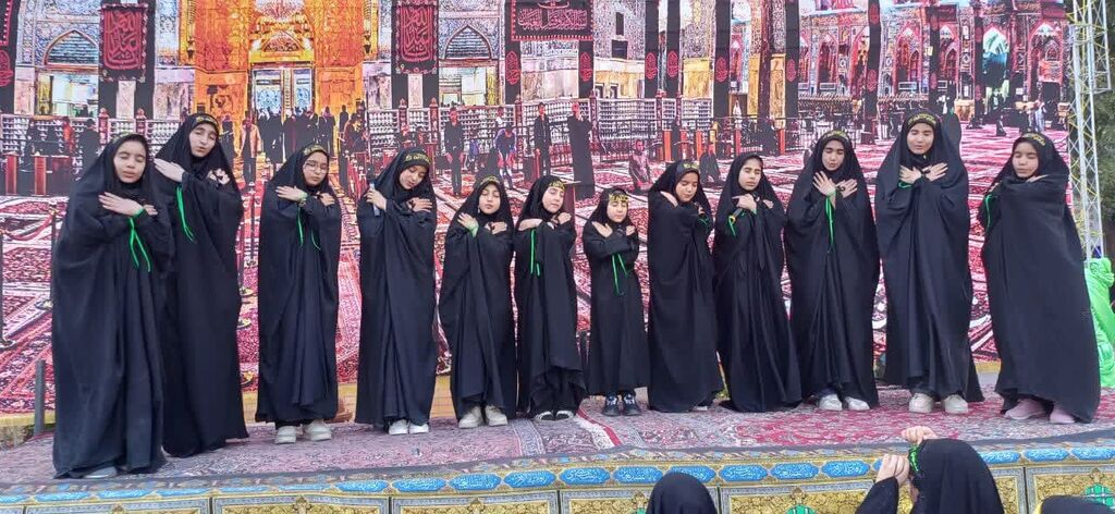 ذکر «یا حسین» در گردهمایی کودکان عاشورایی کانون همدان طنینانداز شد