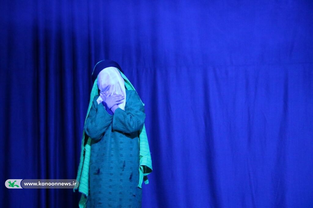 سوگواره هنری «عاشورا به روایت نسل نو»