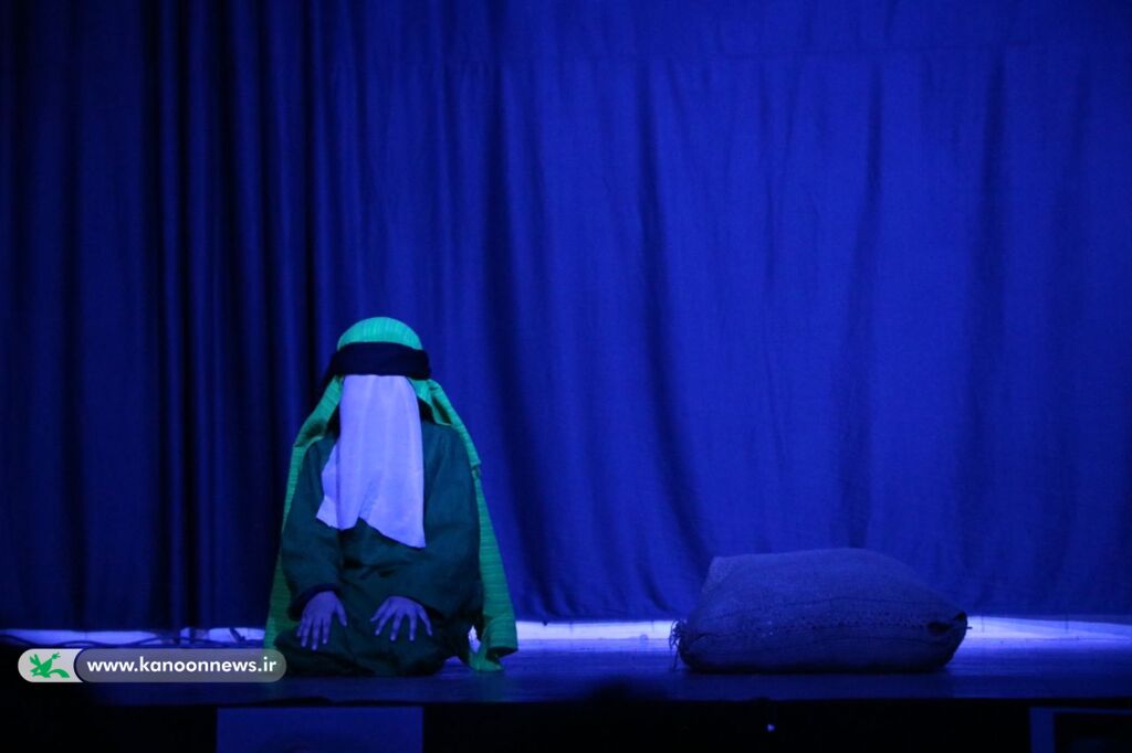 سوگواره هنری «عاشورا به روایت نسل نو»