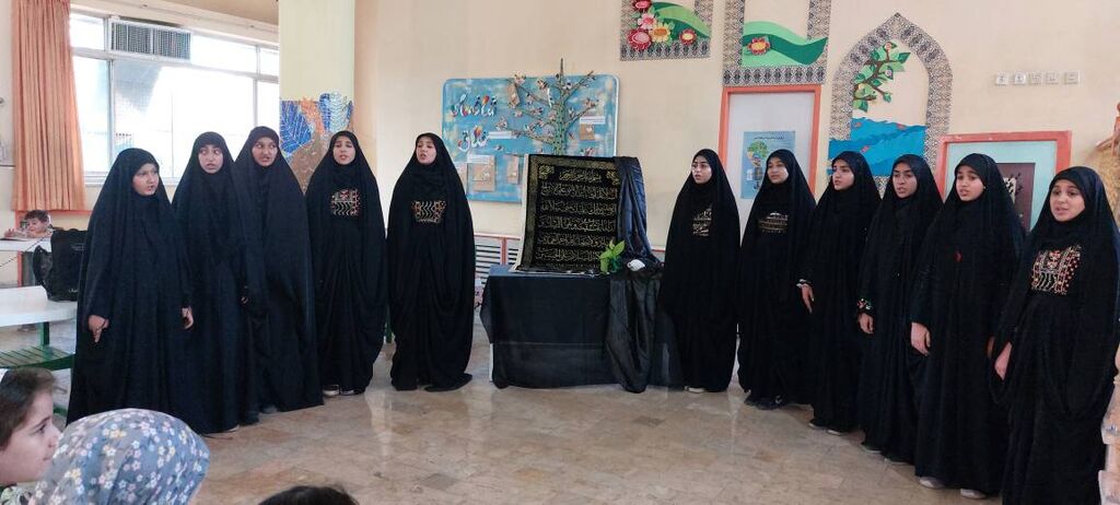 ویژهبرنامههای «گردهمایی کودکان عاشورایی» همراه با دستسازههای حسینی