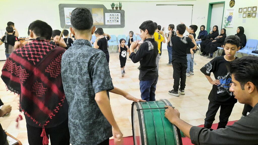 ویژهبرنامههای «گردهمایی کودکان عاشورایی» همراه با دستسازههای حسینی