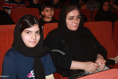 اجرای پایانی سوگواره هنری «عاشورا به روایت نسل نو»