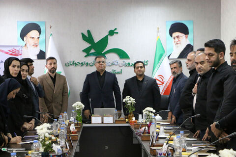 رونمایی از پوستر آفرینش