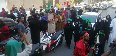 مراسم عزاداری عصر عاشورا و شام غریبان همراه با تماشاخانه سیار در مشهد