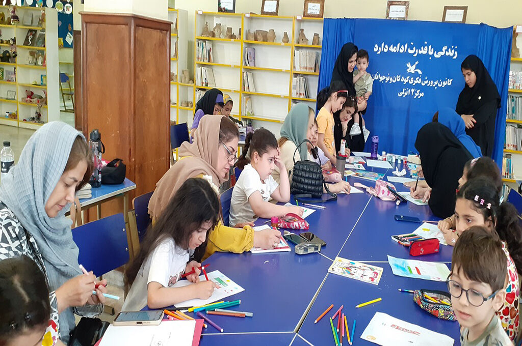 کارگاه مادر و کودک با عطر میهندوستی و رنگ خلاقیتورزی