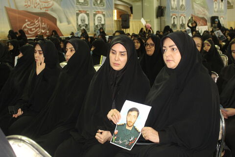 حضور کانون پرورش فکری کودکان و نوجوانان استان آذربایجان شرقی در مراسم گرامیداشت شهدای اقتدار استان