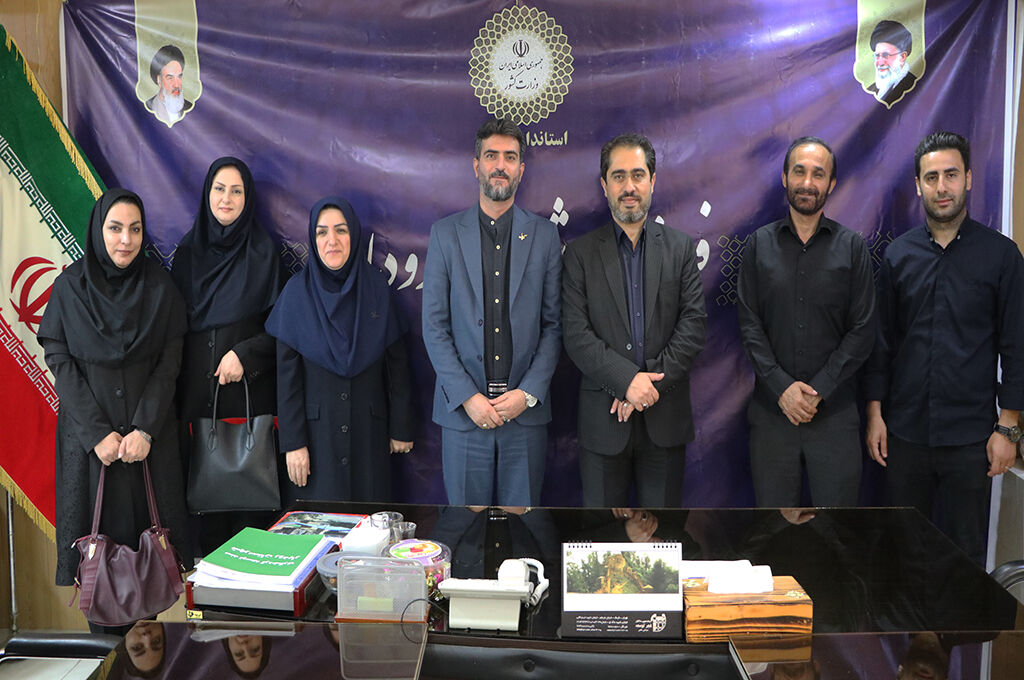 کانون پیشرو و پیشران عرصه فرهنگ است