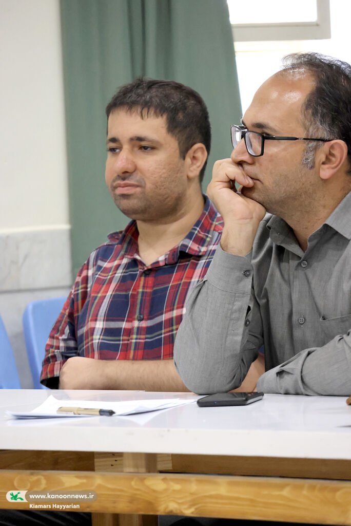 آشنایی اعضای کانون چهارمحال و بختیاری با اشعار آیینی