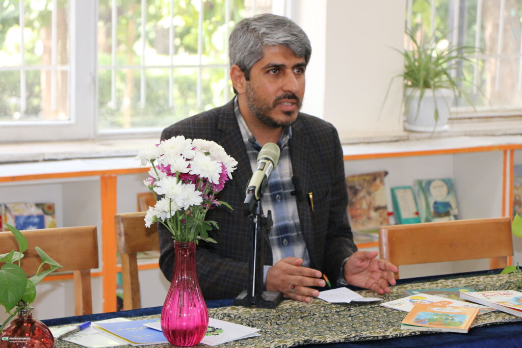 ویژهبرنامهای فرهنگی برای بزرگداشت روز ادبیات کودک و نوجوان در شیراز