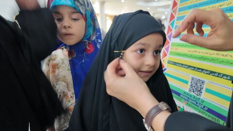 میز خدمت کانون در نماز جمعه