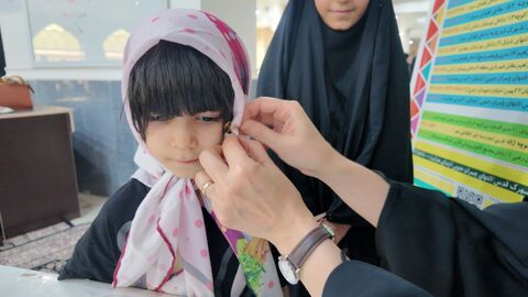 میز خدمت کانون در نماز جمعه