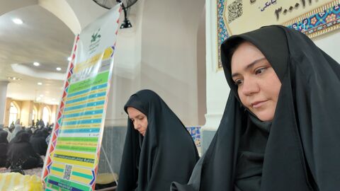 میز خدمت کانون در نماز جمعه
