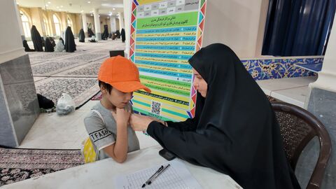 میز خدمت کانون در نماز جمعه