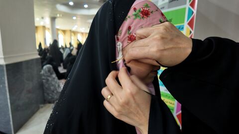 میز خدمت کانون در نماز جمعه