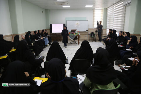برگزاری کارگاه‌های آموزشی در مرکز تربیت مربی کودک و نوجوان کانون