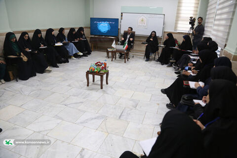 برگزاری کارگاه‌های آموزشی در مرکز تربیت مربی کودک و نوجوان کانون