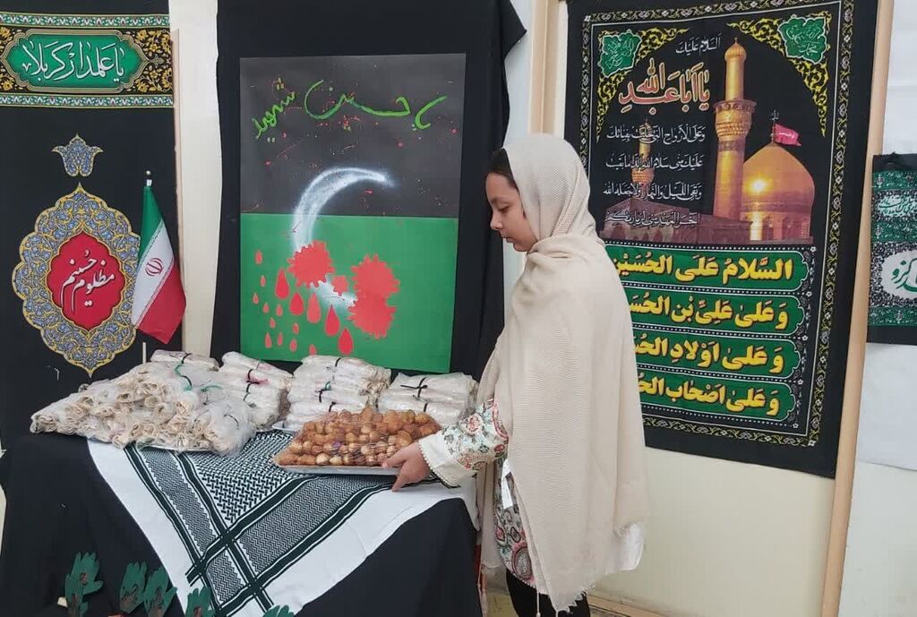 سوگوارهای با حضور اعضا و خانوادهها در مرکز فرهنگی هنری خوی