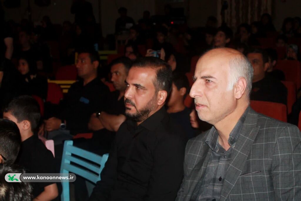 بازدید نماینده مجلس و مسئولان استانی از سوگواره هنری «عاشورا به روایت نسل نو» در اهواز