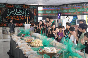 سومین گردهمایی کودکان عاشورایی یزد به یاد عضو کودک شهید کانون برگزار شد
