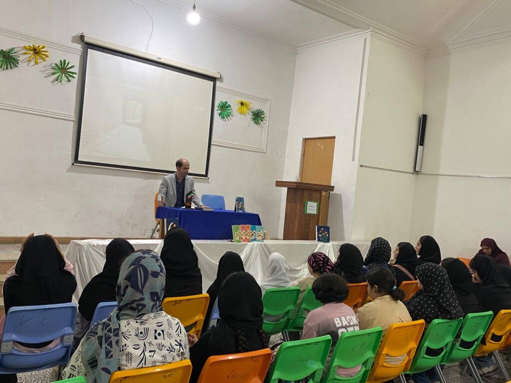 گرامی‌داشت روز ملی ادبیات کودک و نوجوان در ساری با محوریت آثار مهدی آذر یزدی