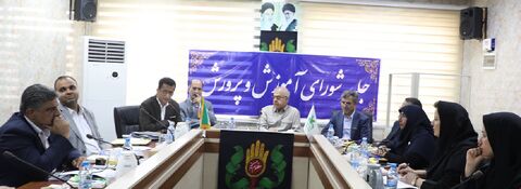 بازدید استاندار هرمزگان و هیات همراه از کانون هرمزگان