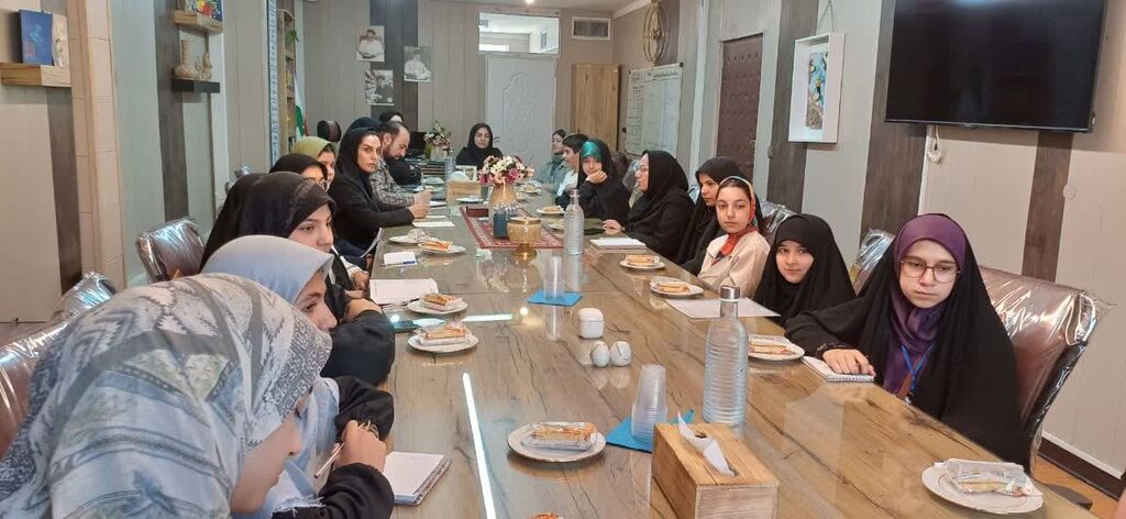 دیدار کانونیاران با سرپرست کانون همدان