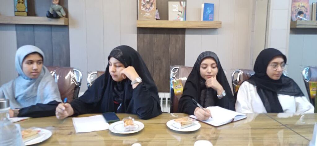 دیدار کانونیاران با سرپرست کانون همدان