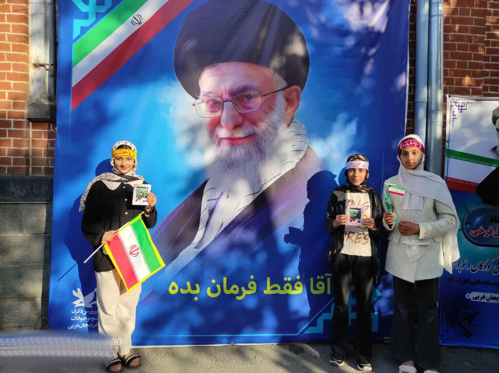 غرفه کودک و نوجوان؛ روایت عشق و معرفت عاشورایی از زبان نسل آینده