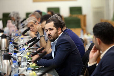 نشست هم‌اندیشی تولیدکنندگان و فعالان صنعت اسباب‌بازی