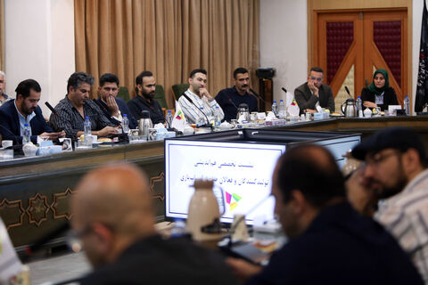 نشست هم‌اندیشی تولیدکنندگان و فعالان صنعت اسباب‌بازی