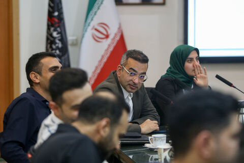 نشست هم‌اندیشی تولیدکنندگان و فعالان صنعت اسباب‌بازی
