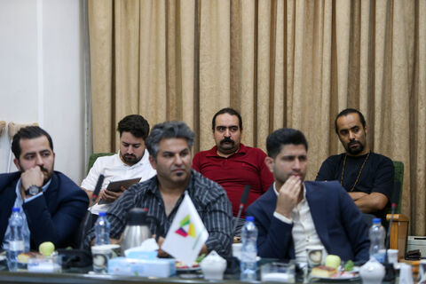 نشست هم‌اندیشی تولیدکنندگان و فعالان صنعت اسباب‌بازی