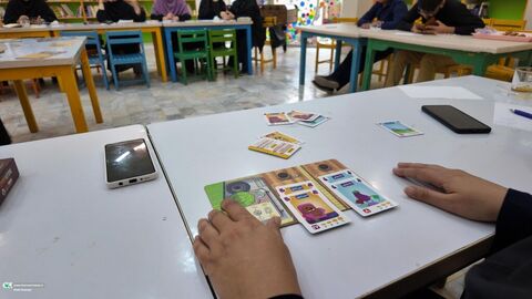 دوره بازی های فکری برای مربیان مراکز فرهنگی هنری کانون استان قم