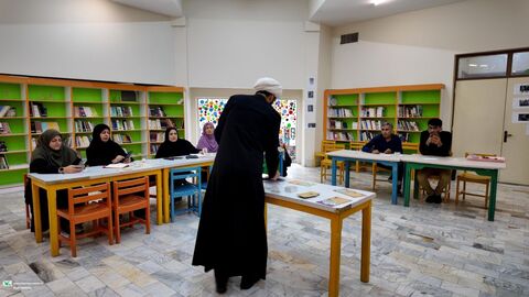 دوره بازی های فکری برای مربیان مراکز فرهنگی هنری کانون استان قم