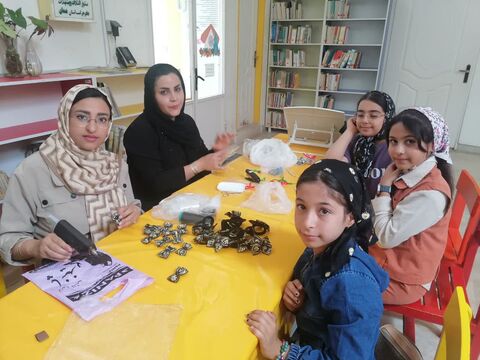 گزارش تصویری/ دست‌سازه‌های اربعین مراکز فرهنگی- هنری کانون همدان