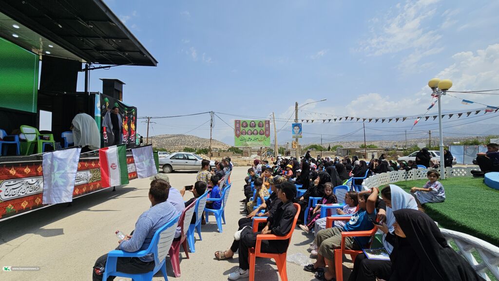 سفر به اندیشههای عاشورایی با تماشاخانه سیار در چیتاب و کریک