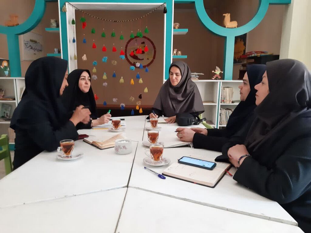 بررسی کیفیت و کمیت فعالیتهای فرهنگی در البرز