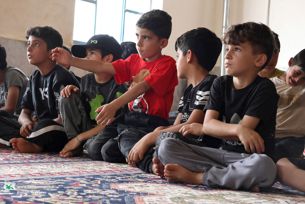 اعضای کانون در روستاهای چهارمحال و بختیاری، صاحب تئاتر عروسکی شدند