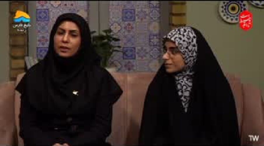 آذر یزدی یکی از پیشگامان بازنویسی ادبیات کهن برای کودکان و نوجوانان است