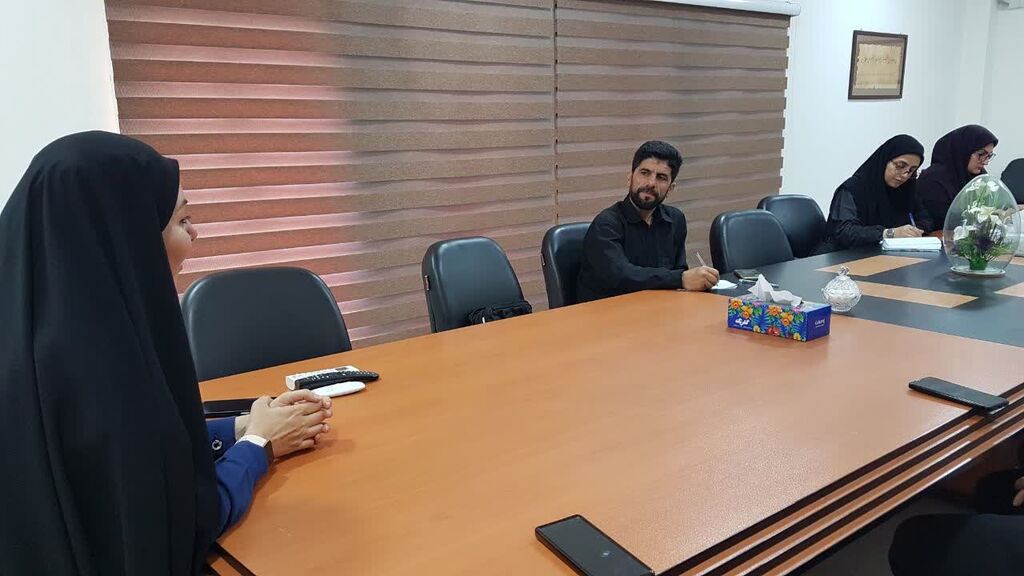 نشست کانون کرمانشاه با رابط فرهنگی دبیرخانه کانون‌های مساجد استان و مدیر کمیته فرهنگی بیلوار