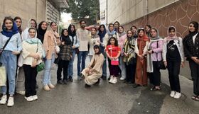 نوجوانان و والدین مجتمع آفرینش کانون کرمانشاه به تماشای فیلم "زیبا صدایم کن" نشستند