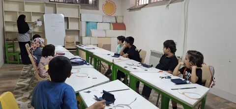 یادگیری همراه با شور و نشاط در کارگاه‌های علمی مرکز فرهنگی شماره 4  مشهد