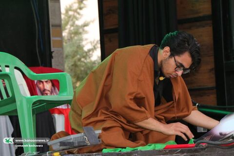 روز دوم اجرای تماشاخانه سیار با نمایش «قصه‌های واقعی» در شهر صدرا