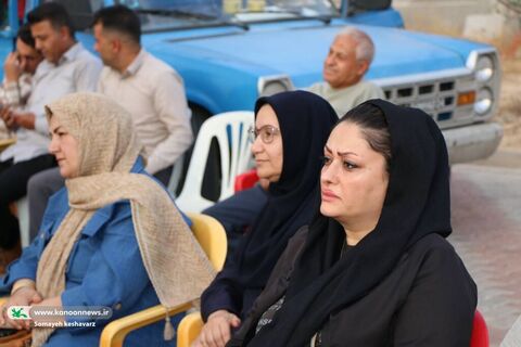 روز دوم اجرای تماشاخانه سیار با نمایش «قصه‌های واقعی» در شهر صدرا