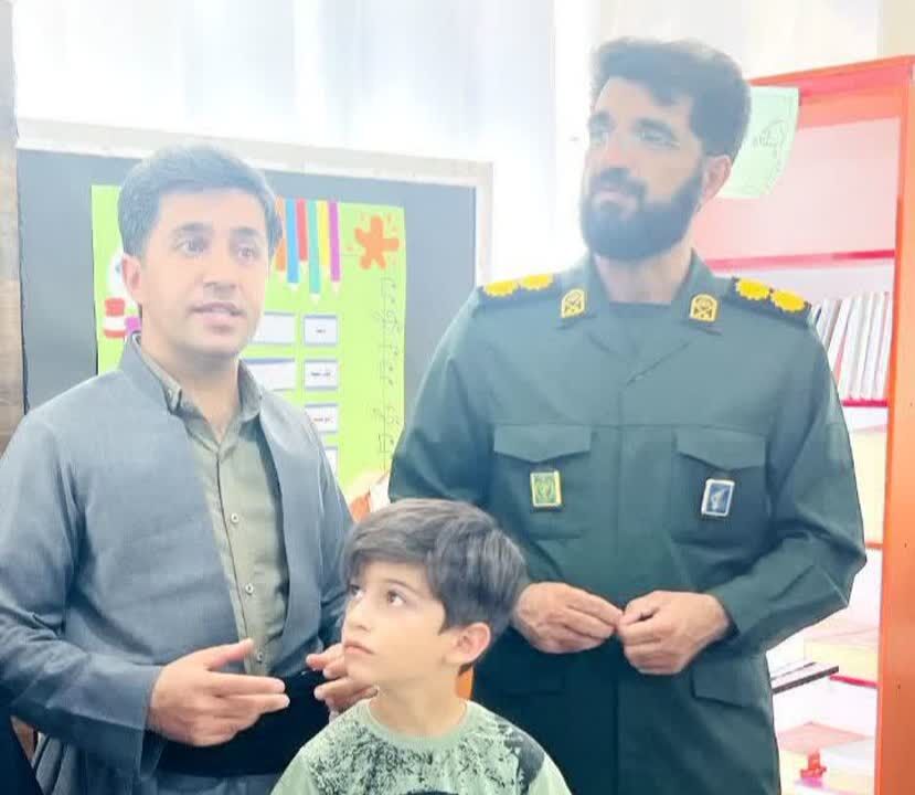 نمایشگاه آثار عضو نوجوان مرکز ثلاثباباجانی جلوهای از ایثار و افتخار