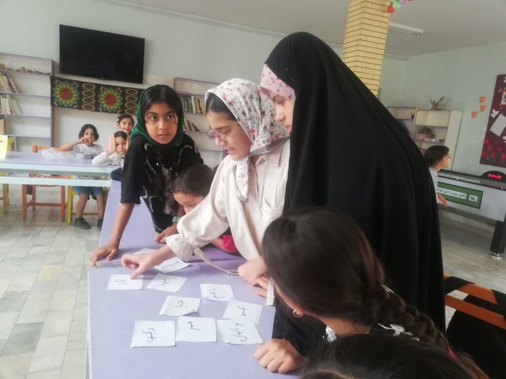 اجرای برنامه عفیفانه در مراکز فرهنگی-هنری کانون همدان