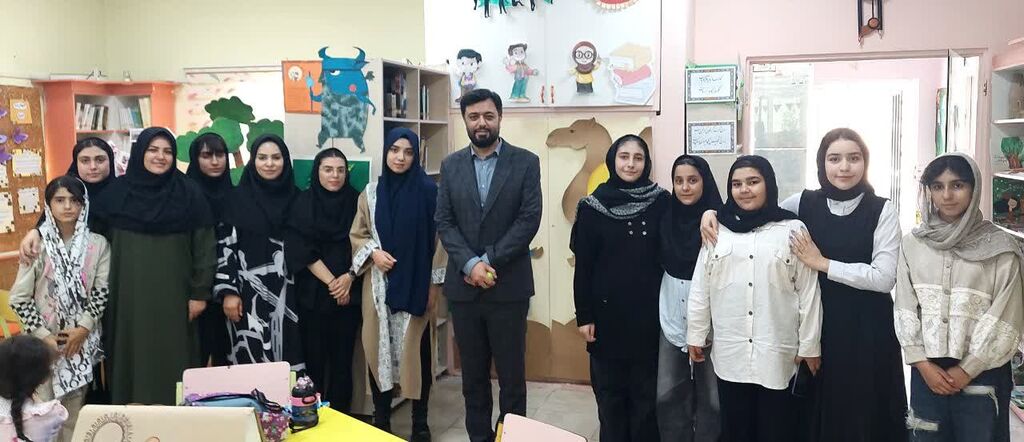 بازدید بویین زهرا بازدید مدیرکل کانون استان قزوین از مراکز فرهنگی و هنری شهرستان بویینزهرا