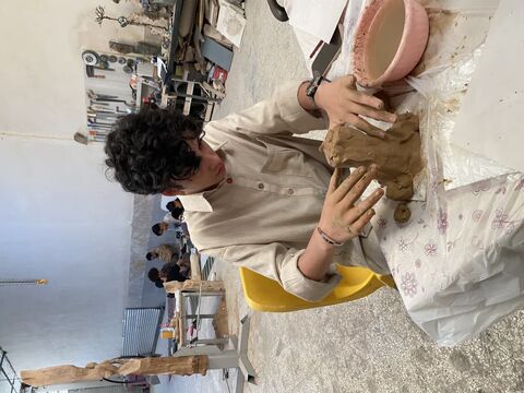 گزارش تصویری کارگاه مجسمه‌سازی «12 روز جنگ»