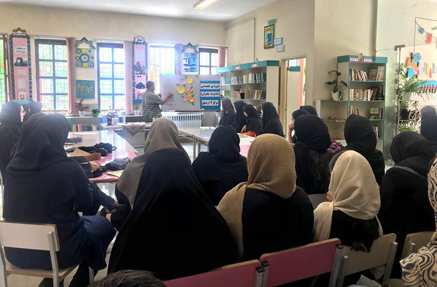 مرکز شماره 4 کانون اردبیل مرکز شماره ۴ کانون اردبیل خانوادهها را برای مدیریت بحران آموزش داد