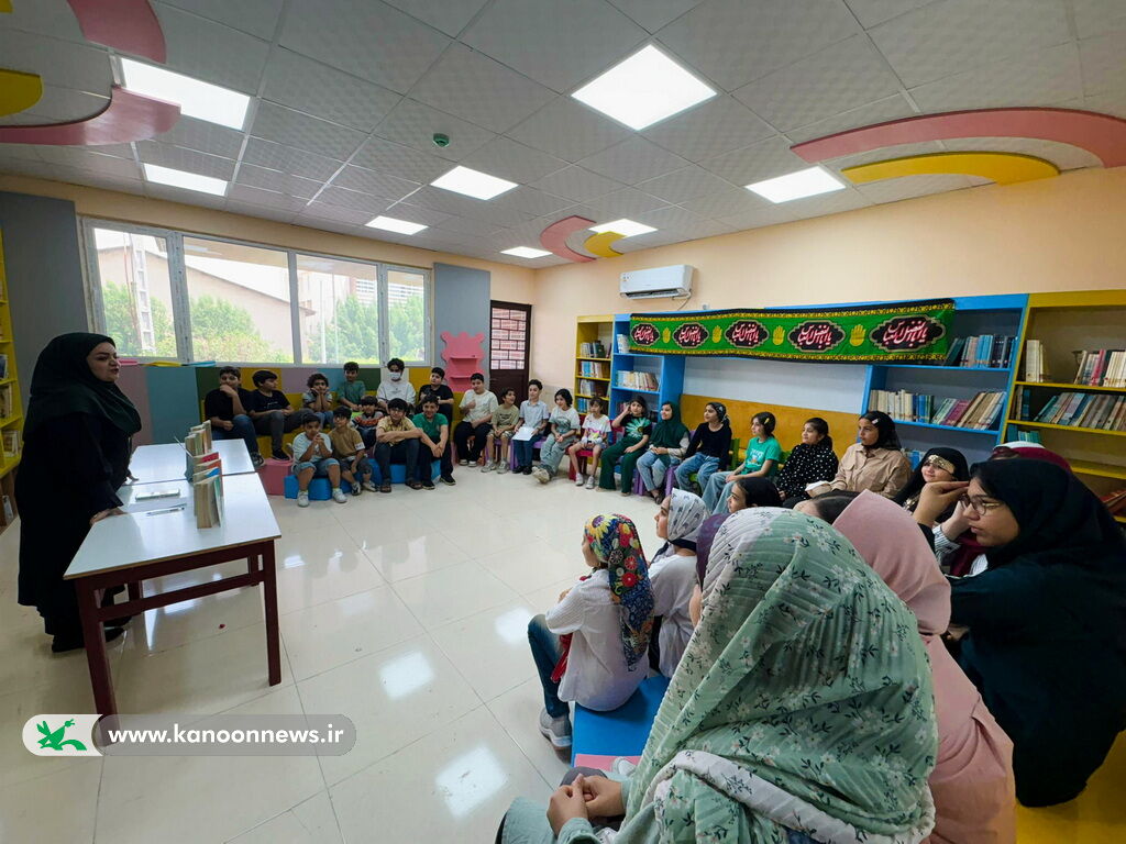 نشستهای ادبی در بزرگداشت روز ملی ادبیات کودک و نوجوان در مراکز بندرریگ و بوشهر برگزار شد